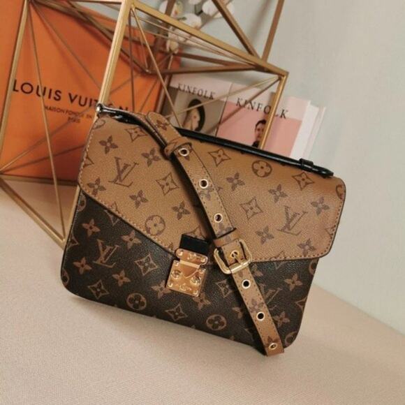 Pochette Metis Reverse Monogram Canvas Cross Body Bag - Picture 1 of 10